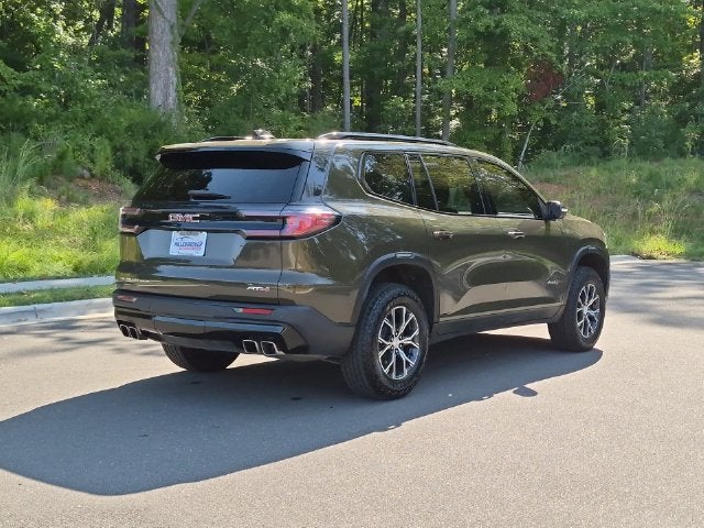 2024 GMC Acadia AT4