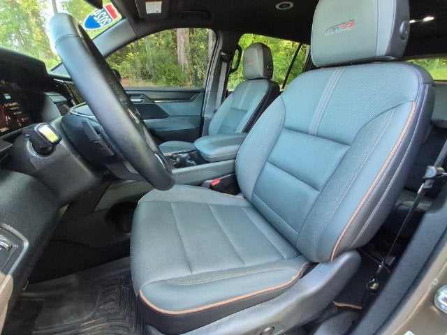 2024 GMC Acadia AT4