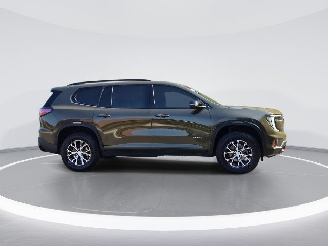 2024 GMC Acadia AT4