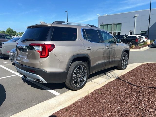 2022 GMC Acadia SLT