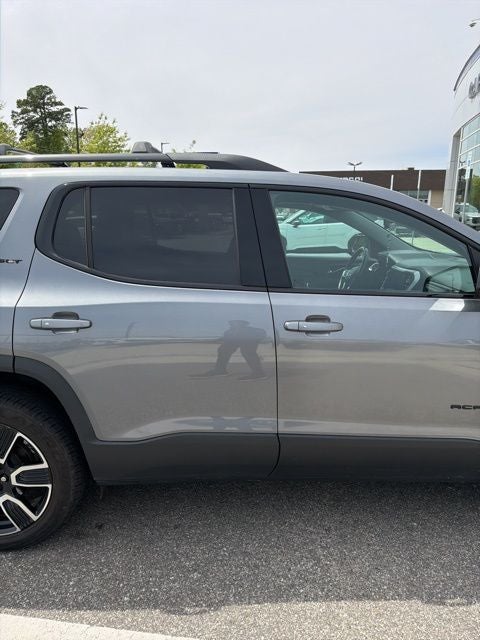2021 GMC Acadia SLT