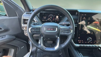 2025 GMC Yukon Elevation