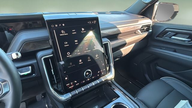 2025 GMC Yukon Elevation