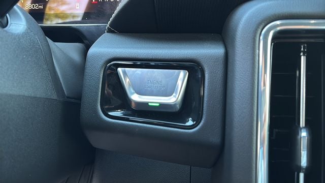 2025 GMC Yukon Elevation