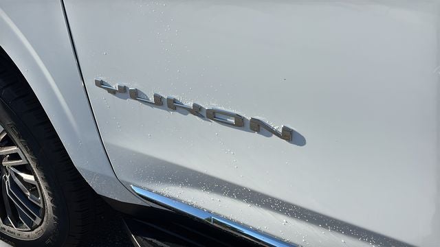 2025 GMC Yukon Elevation