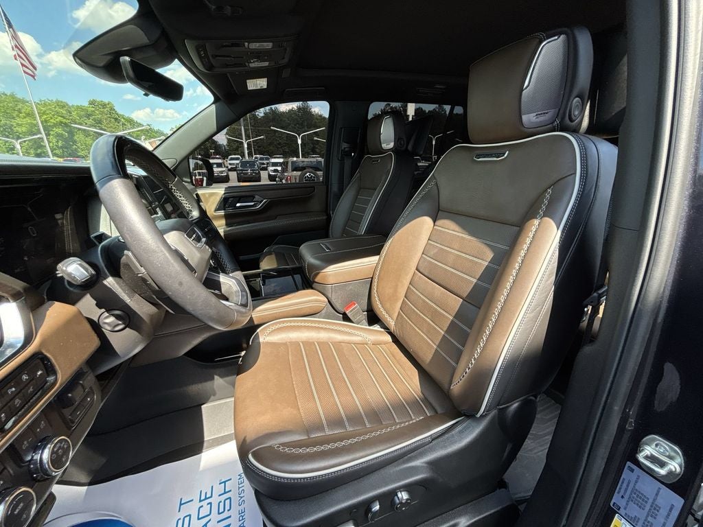 2025 GMC Yukon Denali Ultimate