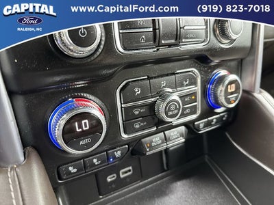 2022 GMC Yukon XL SLT