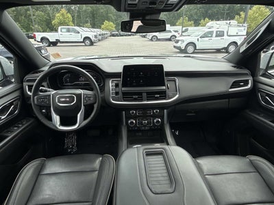 2023 GMC Yukon XL SLT