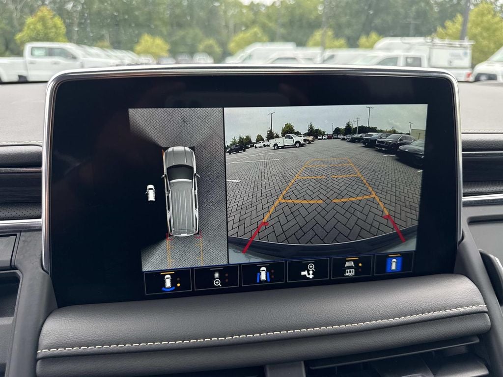 2023 GMC Yukon XL SLT