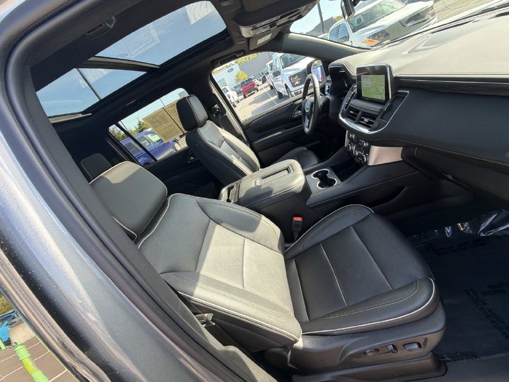 2023 GMC Yukon XL SLT