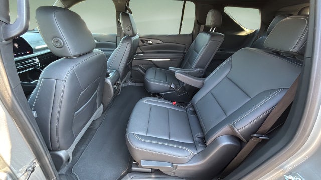 2025 Chevrolet Traverse LT 2LT