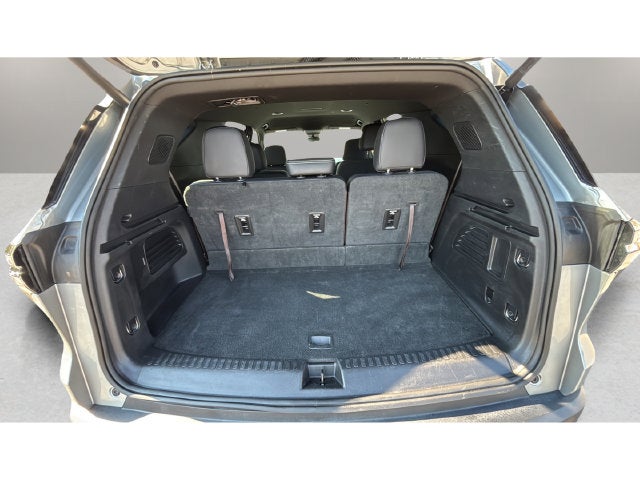2025 Chevrolet Traverse LT 2LT