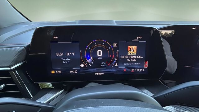 2025 Chevrolet Suburban RST