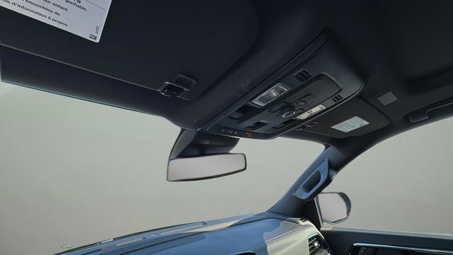 2025 Chevrolet Suburban RST