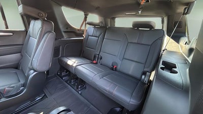 2025 Chevrolet Suburban RST