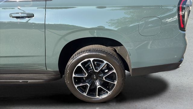 2025 Chevrolet Suburban RST