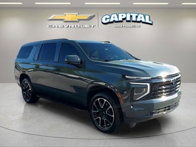 2025 Chevrolet Suburban RST