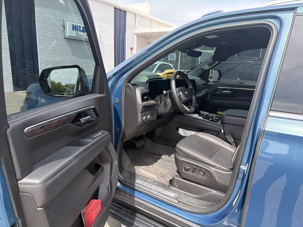 2025 Chevrolet Suburban Premier