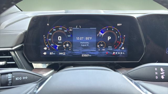 2025 Chevrolet Tahoe LS