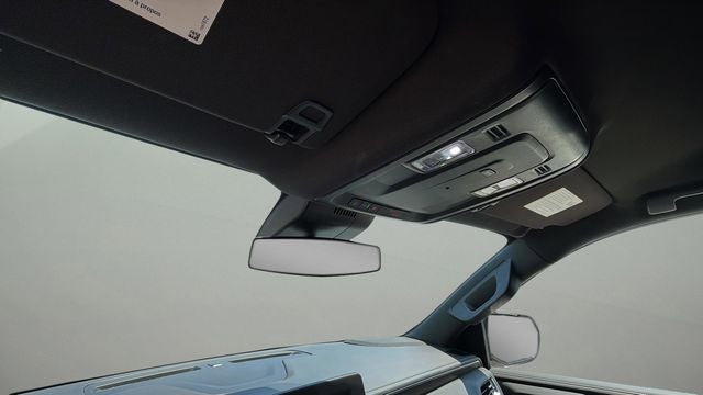 2023 Chevrolet Suburban LS