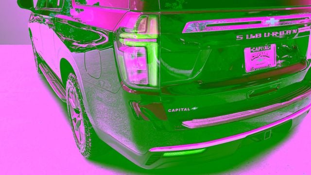 2023 Chevrolet Suburban LS