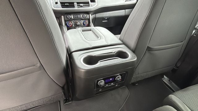 2022 Chevrolet Suburban LS