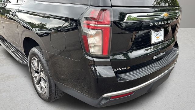 2022 Chevrolet Suburban LS