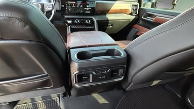 2024 GMC Sierra 2500HD Denali Ultimate