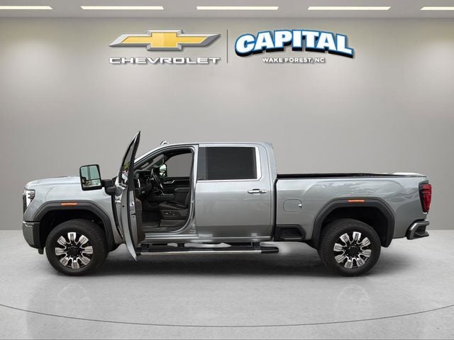 2025 GMC Sierra 2500HD Denali