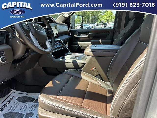 2025 GMC Sierra 2500HD Denali