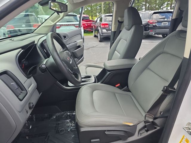 2017 GMC Canyon Base