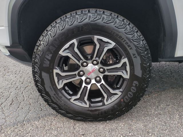 2024 GMC Canyon AT4
