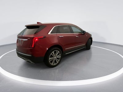 2022 Cadillac XT5 Premium Luxury