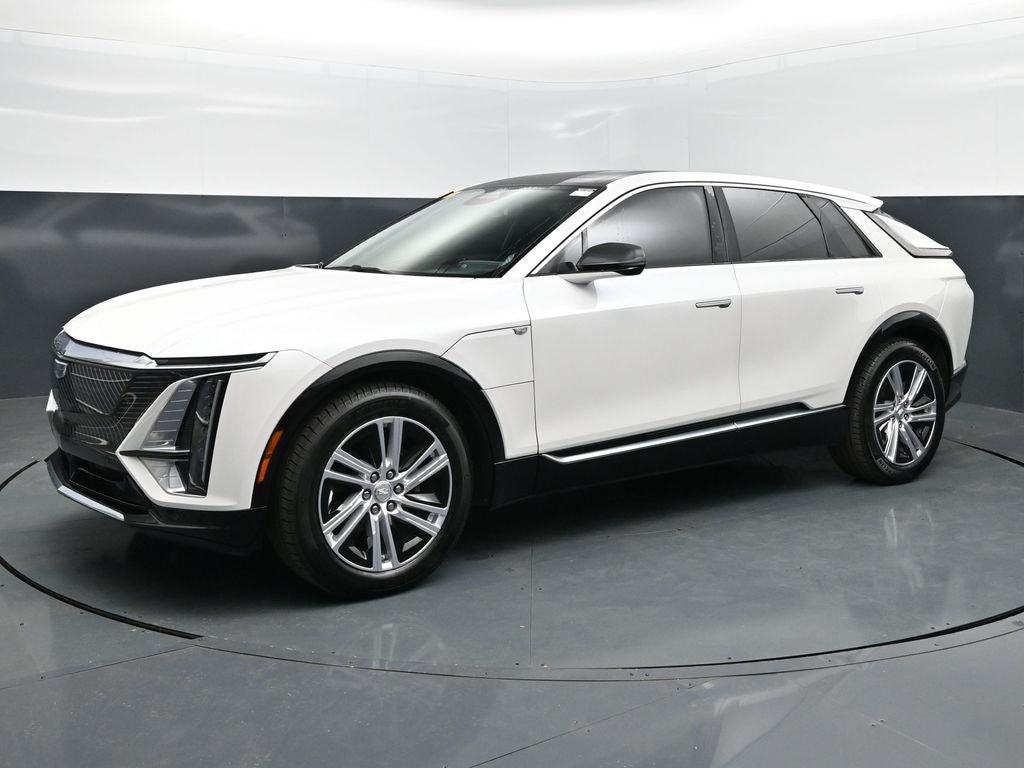 2024 Cadillac LYRIQ Tech