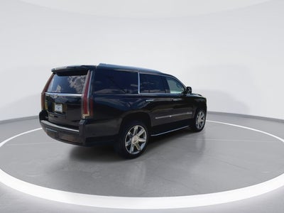 2018 Cadillac Escalade Luxury