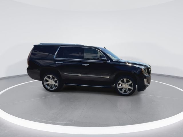 2018 Cadillac Escalade Luxury