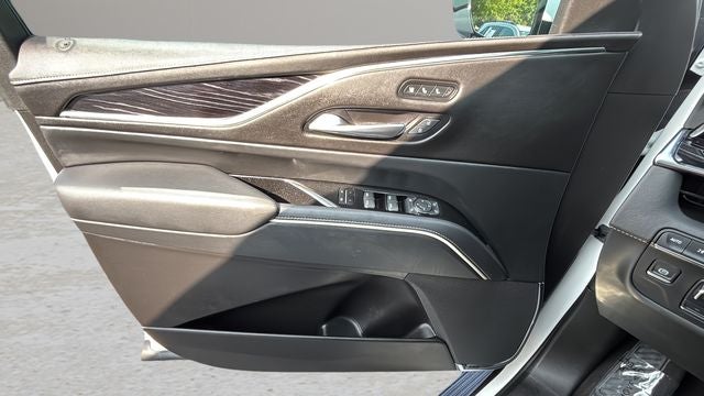 2022 Cadillac Escalade Sport