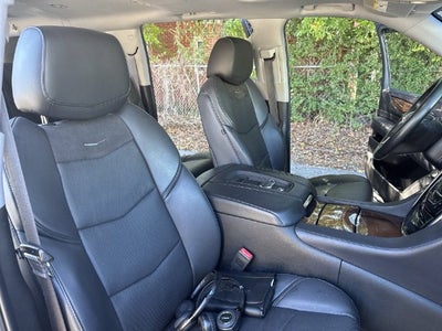 2017 Cadillac Escalade ESV Luxury
