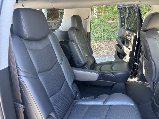 2017 Cadillac Escalade ESV Luxury