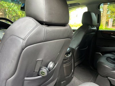 2017 Cadillac Escalade ESV Luxury