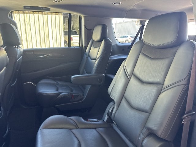 2017 Cadillac Escalade ESV Luxury