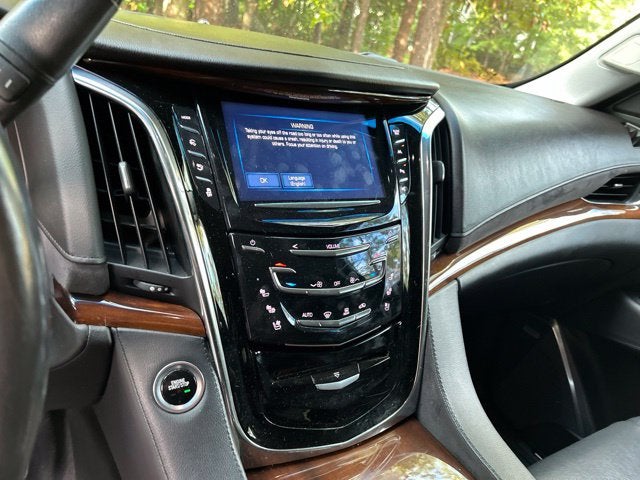 2017 Cadillac Escalade ESV Luxury