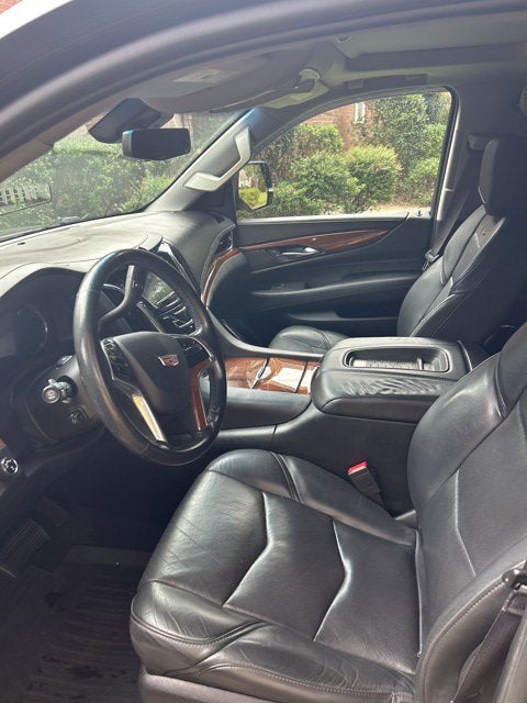 2017 Cadillac Escalade ESV Luxury