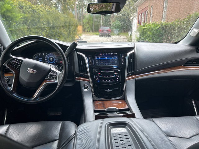 2017 Cadillac Escalade ESV Luxury