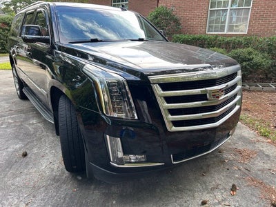 2017 Cadillac Escalade ESV Luxury