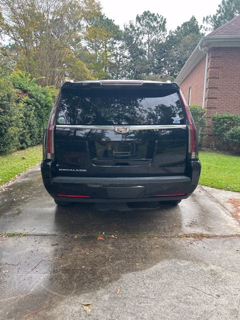 2017 Cadillac Escalade ESV Luxury