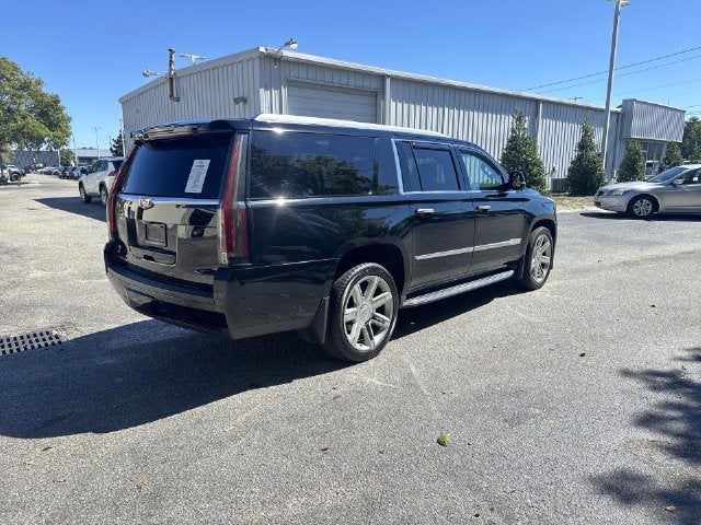 2017 Cadillac Escalade ESV Luxury