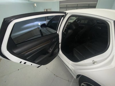 2019 Honda Accord Touring 2.0T
