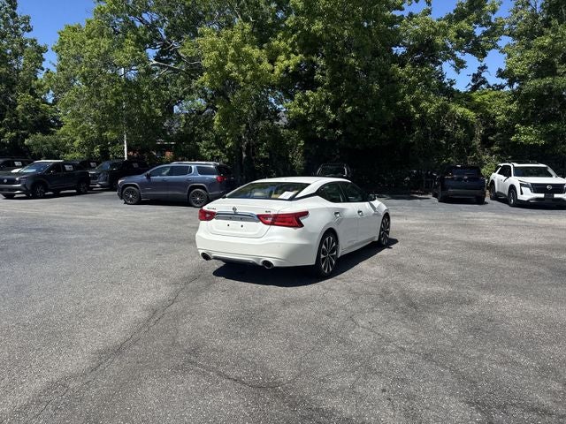 2016 Nissan Maxima SR