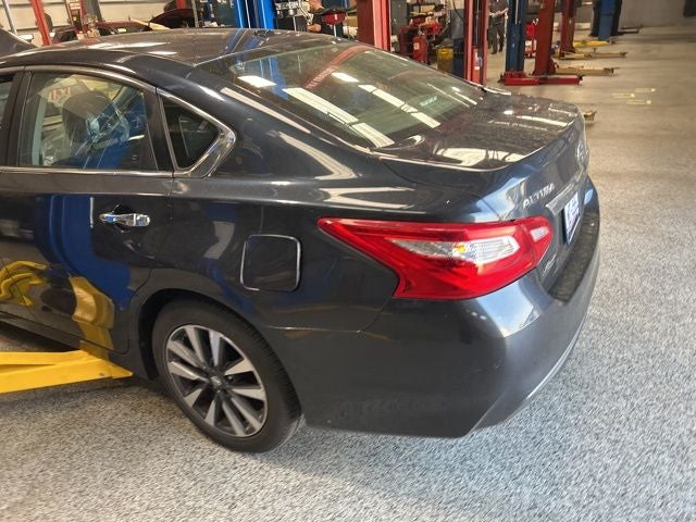 2017 Nissan Altima 2.5 SV